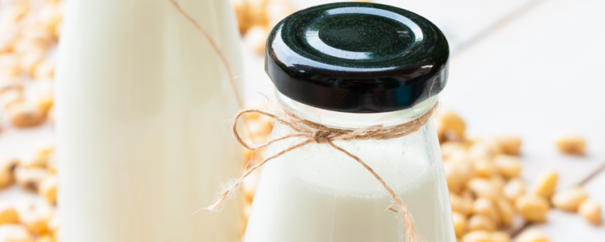 A wide range of glass milk bottles available in a host of sizes including 250ml, 500ml, 750ml and 1000ml.